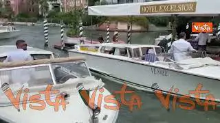 Venezia 80, attori, registi e influencer sbarcano al Lido per la Mostra del Cinema