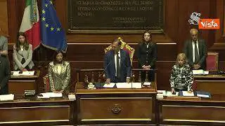 La Russa in Aula ricorda vittime treno e donne uccise: "Un minuto di silenzio per tutti loro"