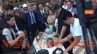 Il dolore della madre di Giovanbattista Cutolo ai funerali: "Giustizia"