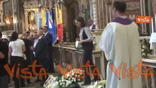 Funerali Giovanbattista Cutolo, le parole della sorella: Napoli non è Gomorra e Mare Fuori