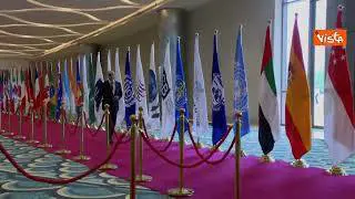 Scholz al G20 in India. Il cancelliere indossa una benda sull'occhio a causa di una caduta