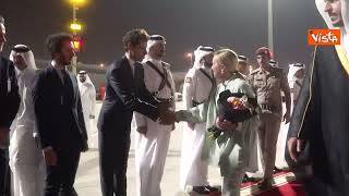 Meloni in Qatar, l'arrivo e l'incontro con l'Emiro. Le immagini