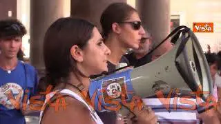 I Comitati Vele di Scampia occupano il Pantheon per denunciare il taglio alle risorse del Pnrr