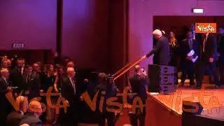 La standing ovation per il Presidente Mattarella all'Assemblea di Confindustria