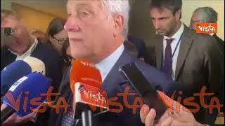 Migranti, Tajani: "Accordo con Tunisia firmato da Commissione Ue, va rispettato"