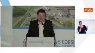Salvini inaugura quinta corsia A8: "L'Italia non più ostaggio signori del no"