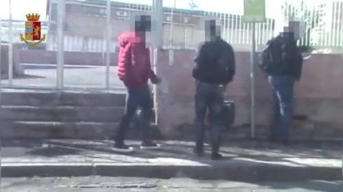Immigrazione clandestina, fermate 25 persone a Catania