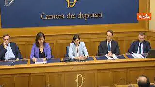 Schlein: Non commento retroscena sul Pd, mi muovo sulla scena