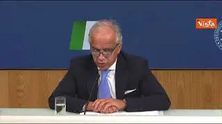 Migranti, Piantedosi: "Viminale potrà disporre espulsione a lungo soggiornanti in casi di pericolo"