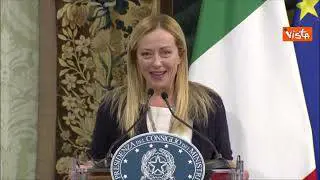 Meloni: "Patto anti-inflazione messaggio positivo, nazione in grado di tenersi per mano"