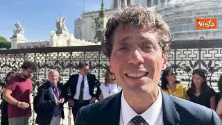 10 anni fa strage di migranti a Lampedusa, Magi (+Europa) depone una corona all'Altare della Patria