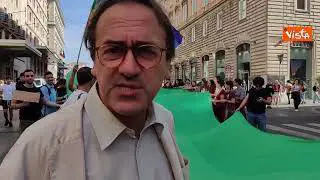 Bonelli in corteo con giovani Fridays For Future: Giornata di speranza, Governo muoviti su clima