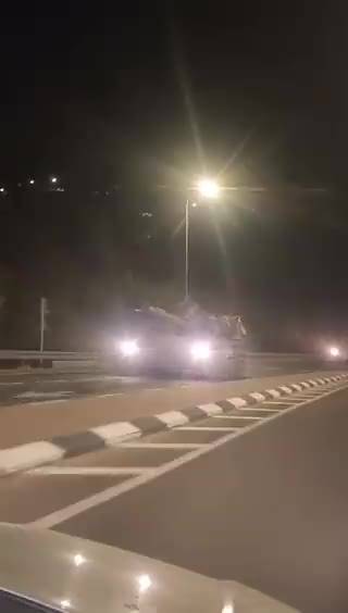 L'artiglieria israeliana schierata a Sderot
