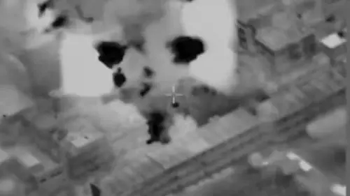 L'aeronautica israeliana bombarda le strutture di Hamas a Gaza
