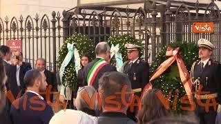 Attentato Sinagoga di Roma del 1982, il sindaco Gualtieri depone una corona di fiori