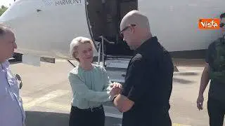 Von der Leyen arriva in Israele, ecco le immagini