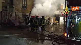 Incendio in una palazzina di Palermo, l'intervento dei Vigili del Fuoco