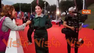 Juliette Binoche alla Festa del Cinema di Roma, ecco l'arrivo