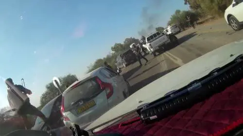 I terroristi di Hamas sparano ai civili in fuga dal festival "Nova party"