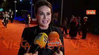 Elena Sofia Ricci: "Margherita Buy dirige da attrice, è stato facile lavorare con lei"