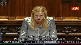 Meloni alla Camera: "Me fermo qua che è meglio". Fitto: "Li hai asfaltati"