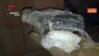 Scoperte pareti a Caivano con all'interno droga e munizioni