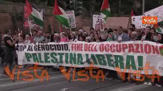 "Fermiamo il Governo e la guerra", ecco i cartelli alla manifestazione per la Palestina a Roma
