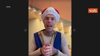 Halloween, Fedez mostra il suo costume da "funghetto di Super Mario"