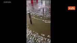 Nubifragio a Milano, allagata la stazione di Porta Garibaldi