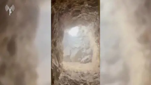 Dentro un tunnel di Hamas: le immagini dei soldati israeliani