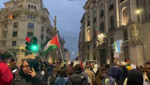 La manifestazione pro-Palestina a Milano