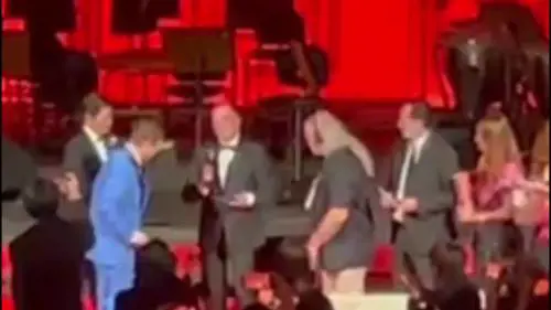 La cena, la festa e il riconoscimento Nakajima innamorato di Palermo