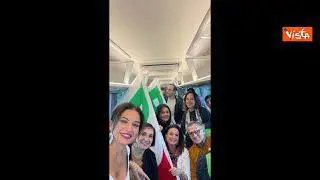 Schlein posta video dei manifestanti che cantano "Bella ciao" in pullman verso Roma