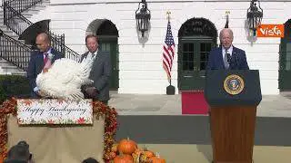 Biden grazia i tacchini per il Giorno del Ringraziamento