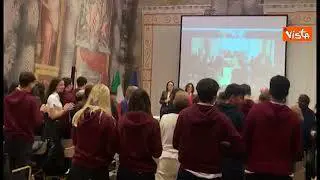 Giusy Versace porta studenti in Senato, ragazzi fanno "rumore" per Giulia Cecchettin