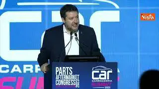 Salvini: "Dire che dal 2035 si comprano solo auto elettriche è suicidio economico e sociale"