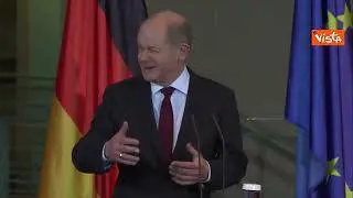 Migranti, Scholz: "Osserviamo con interesse protocollo tra Italia e Albania"