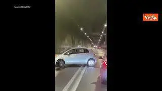 Crolla parte della galleria San Silvestro a Pescara, auto colpite da detriti