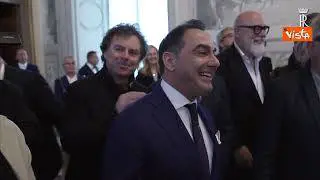 Cantanti e Mattarella intonano "Volare" in occasione del 75° dell'Associazione Fonografici