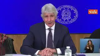 Violenza sulle donne, Abodi: "Lo sport può riportare speranza e fiducia"