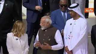 Cop28, Meloni scherza con Modi nell'attesa della foto di famiglia dei leader