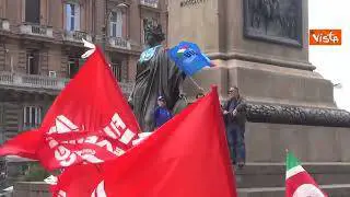 Sciopero Cgil e Uil a Napoli, le immagini della manifestazione