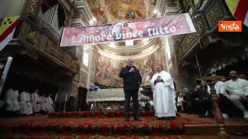 Tajani e la moglie padrini battesimo figlia di donna vittima di tratta a Fabriano