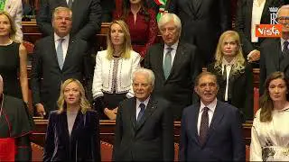 Mattarella, La Russa e Meloni cantano l'Inno di Mameli al concerto di Natale al Senato