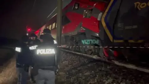 Scontro tra treni nel Ravennate