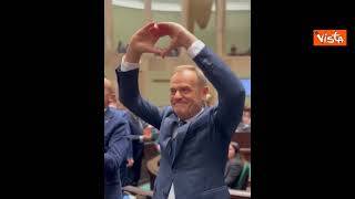 Donald Tusk eletto nuovo primo Ministro in Polonia, ecco la sua gioia