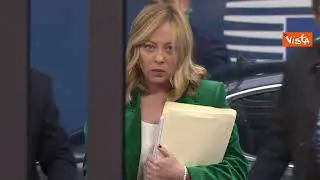 Meloni arriva alla riunione del Consiglio Ue