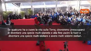 Musk: Parti emozionanti della fantascienza non restino finzione ma diventino realtà