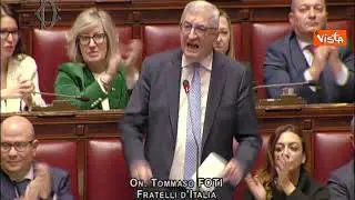 Manovra, Foti in Aula cita il futurista Filippo Tommaso Marinetti: "Il domani appartiene a noi"