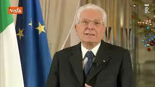 Mattarella: La democrazia si esercita con il voto non stando sui social